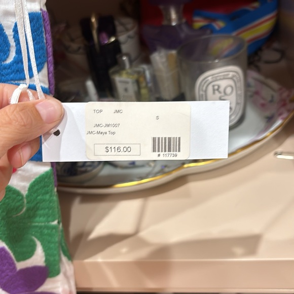 Top - Picture 2 of 3